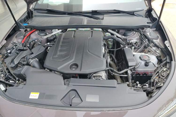 Used Audi A5L 2026 2.0T Sport Engine Bay