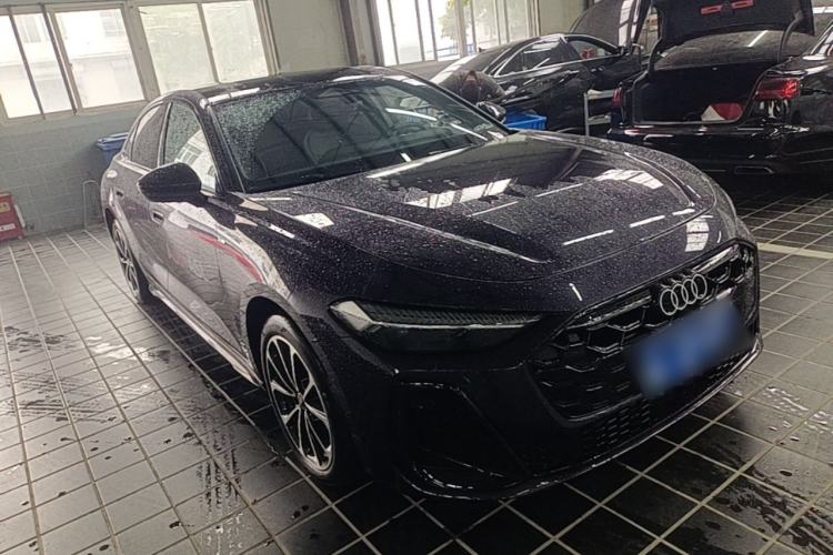Used Audi A5L 2026 2.0T Sport Plus Front Right 45 Deg
