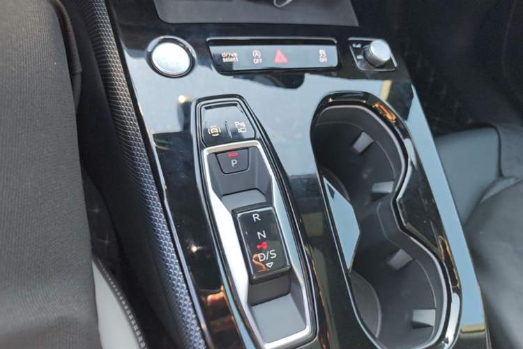 Used Audi A5L 2026 2.0T Sport Gear Lever