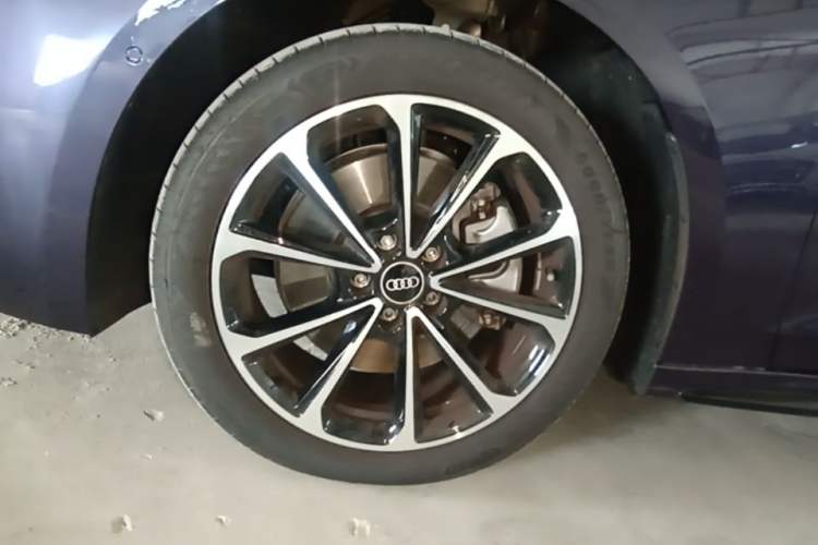 Used Audi A5L 2026 2.0T Sport Plus Left Front Wheel Hub