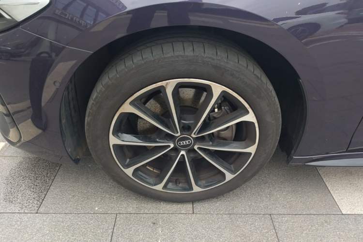 Used Audi A5L 2026 2.0T Sport Plus Left Front Wheel Hub