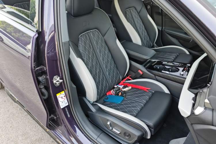 Used Audi A5L 2026 2.0T Sport Plus Right Front Seat