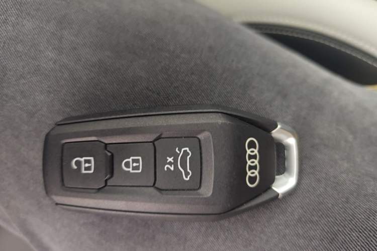 Used Audi A5L 2026 2.0T Sport Plus Vehicle Key