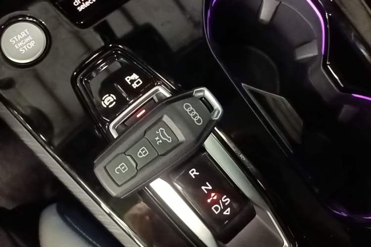 Used Audi A5L 2026 2.0T Sport Plus Vehicle Key