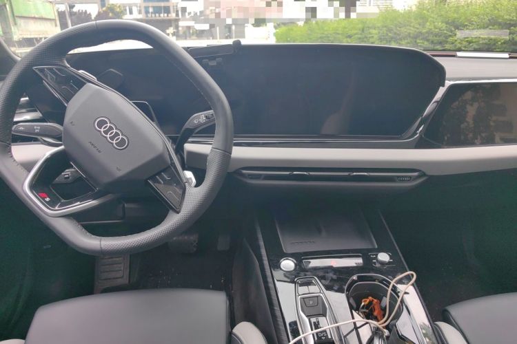 Used Audi A5L 2026 2.0T Sport Center Console