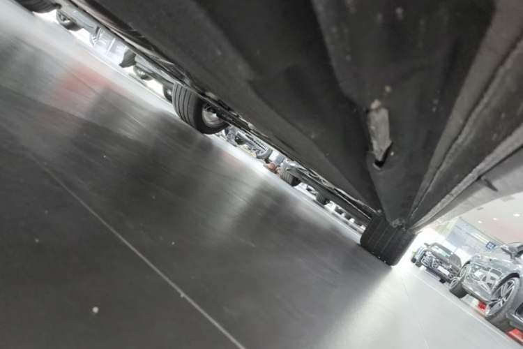 Used Audi A5L 2026 2.0T Sport Plus Chassis Front Left