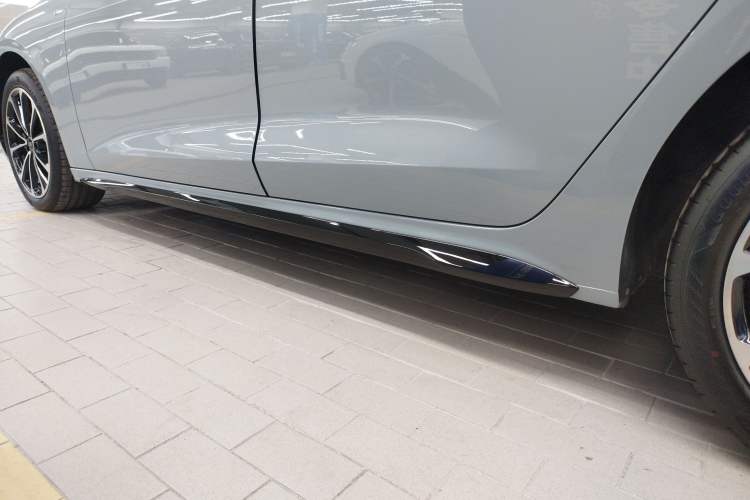 Used Audi A5L 2026 2.0T Sport Plus Left Side Sill