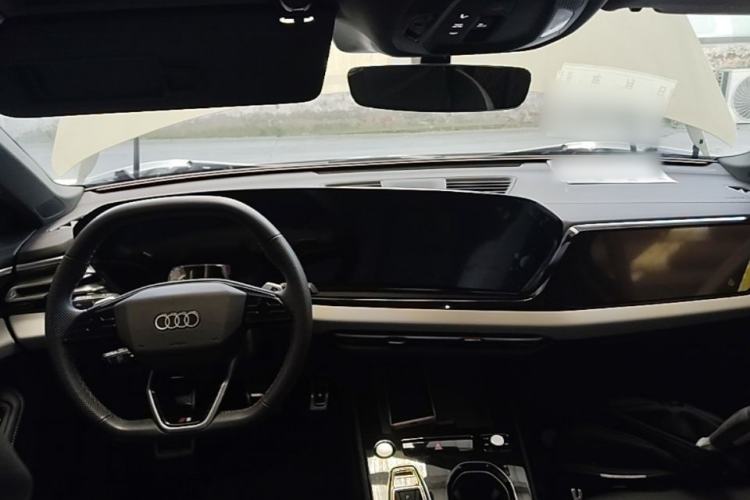Used Audi A5L 2026 2.0T Sport Plus Center Console