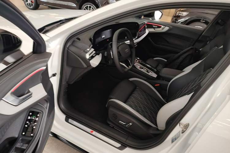 Used Audi A5L 2026 2.0T Sport Plus Driver Seat