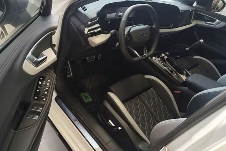 Used Audi A5L 2026 2.0T Sport Plus Driver Seat