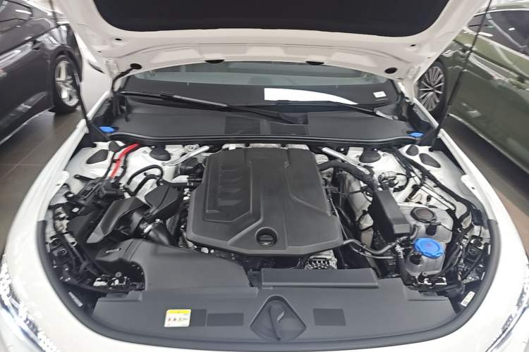 Used Audi A5L 2026 2.0T Navigation Edition Engine Bay