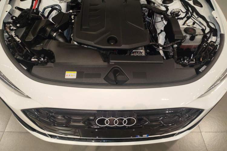Used Audi A5L 2026 2.0T Sport Plus Engine Bay
