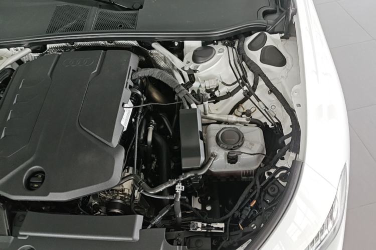 Used Audi A5L 2026 2.0T Sport quattro Engine Bay Left