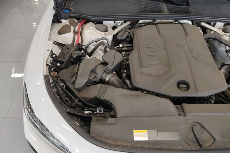 Used Audi A5L 2026 2.0T Sport Plus Engine Bay Right