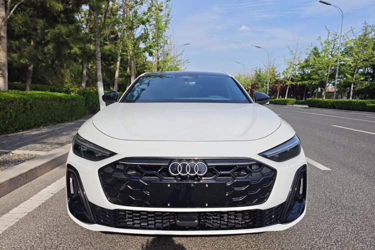Used Audi A5L 2026 2.0T Sport Plus Exterior 4