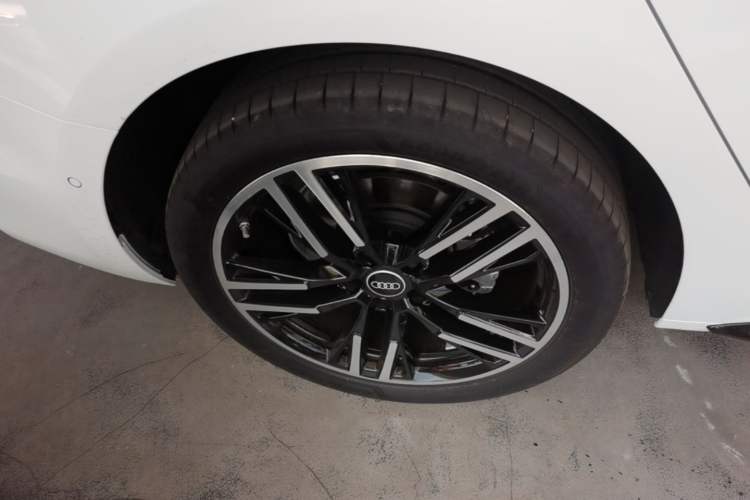 Used Audi A5L 2026 2.0T Sport Plus Exterior 5