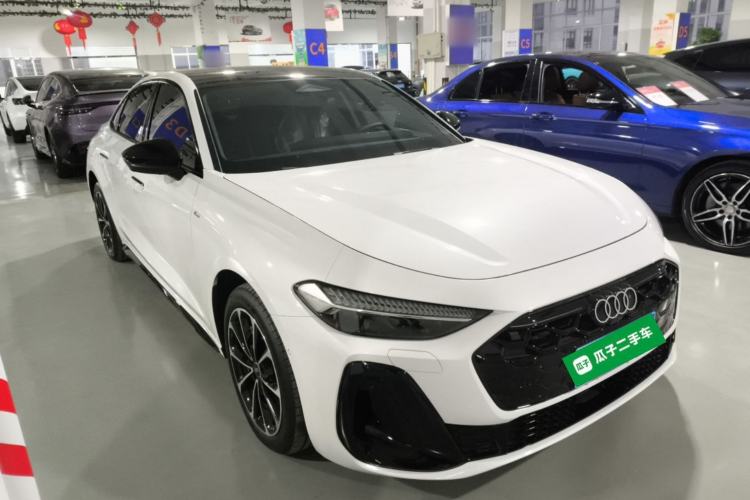 Used Audi A5L 2026 2.0T Sport Plus Front Right 45 Deg