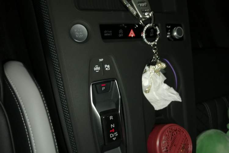 Used Audi A5L 2026 2.0T Sport Plus Gear Lever