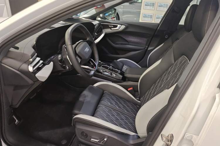 Used Audi A5L 2026 2.0T Sport Plus Left Front Seat