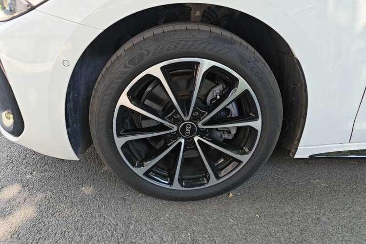 Used Audi A5L 2026 2.0T Sport Left Front Wheel Hub