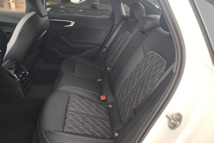 Used Audi A5L 2026 2.0T Sport Plus Left Rear Seat