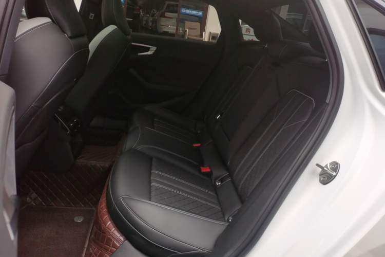 Used Audi A5L 2026 2.0T Sport Left Rear Seat