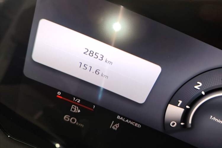 Used Audi A5L 2026 2.0T Sport Plus Odometer Close Up
