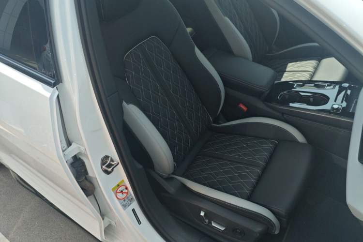 Used Audi A5L 2026 2.0T Sport quattro Right Front Seat