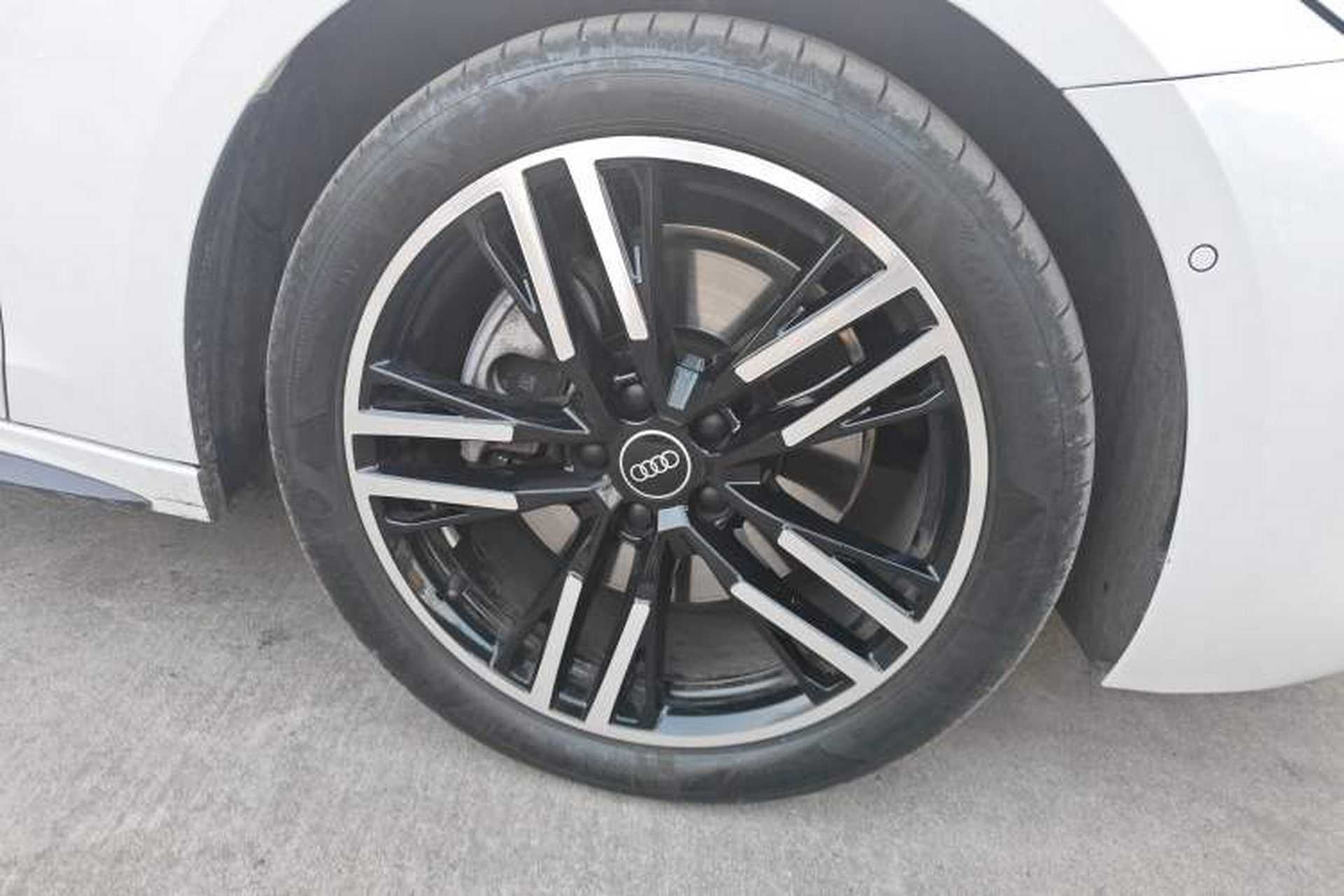 Used Audi A5L 2026 2.0T Sport Plus Right Front Wheel Hub