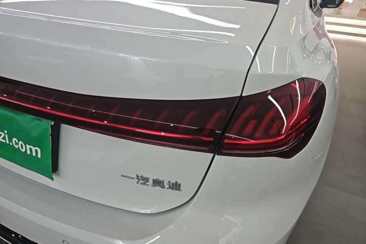 Used Audi A5L 2026 2.0T Navigation Edition Right Rear Taillight