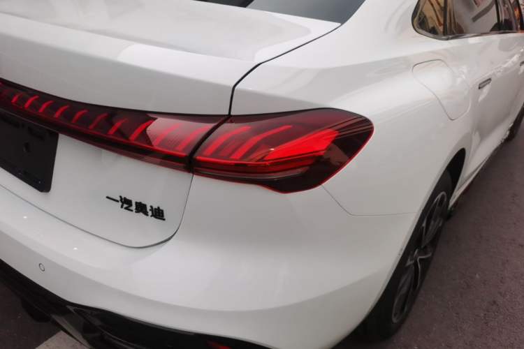 Used Audi A5L 2026 2.0T Sport Right Rear Taillight