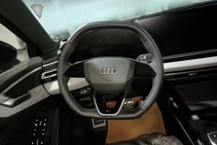 Used Audi A5L 2026 2.0T Sport Plus Steering Wheel