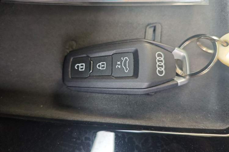 Used Audi A5L 2026 2.0T Sport quattro Vehicle Key