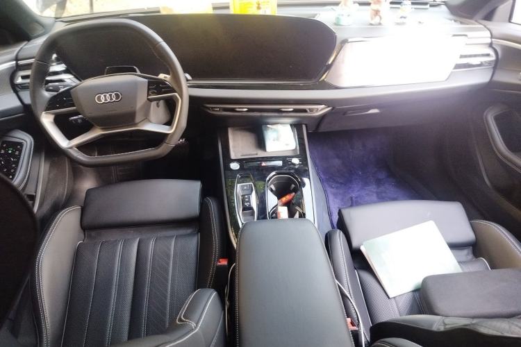 Used Audi A5L Sportback 2026 TFSI 150kW Luxury Edition Center Console