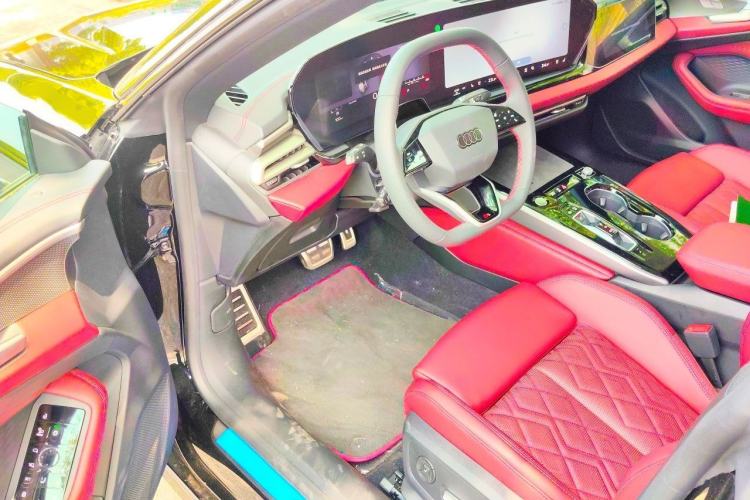 Used Audi A5L Sportback 2026 TFSI 150kW Smart Leading Edition Driver Seat