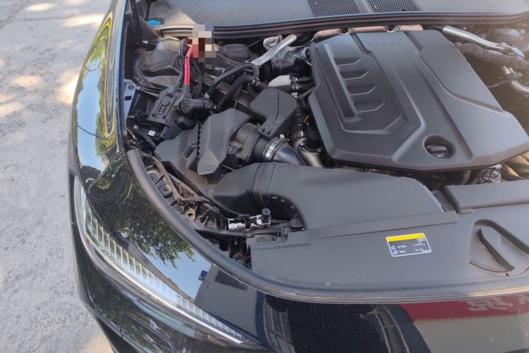 Used Audi A5L Sportback 2026 TFSI 150kW Luxury Edition Engine Bay Right