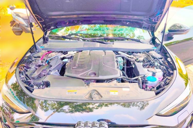 Used Audi A5L Sportback 2026 TFSI 150kW Smart Leading Edition Engine Bay