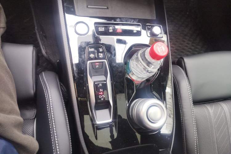 Used Audi A5L Sportback 2026 TFSI 150kW Luxury Edition Gear Lever