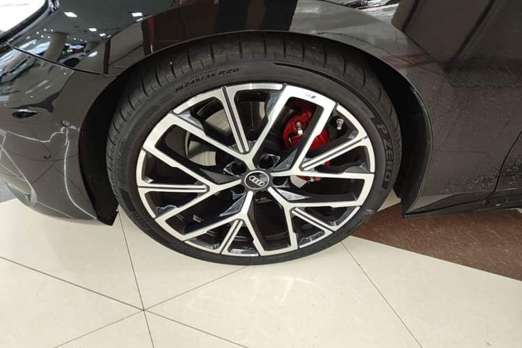 Used Audi A5L Sportback 2026 TFSI 150kW Premium quattro Model Left Front Wheel Hub