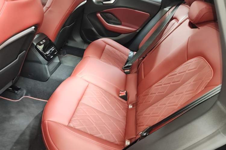 Used Audi A5L Sportback 2026 TFSI 150kW Premium quattro Model Left Rear Seat