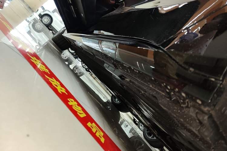 Used Audi A5L Sportback 2026 TFSI 150kW Premium quattro Model Left Side Sill