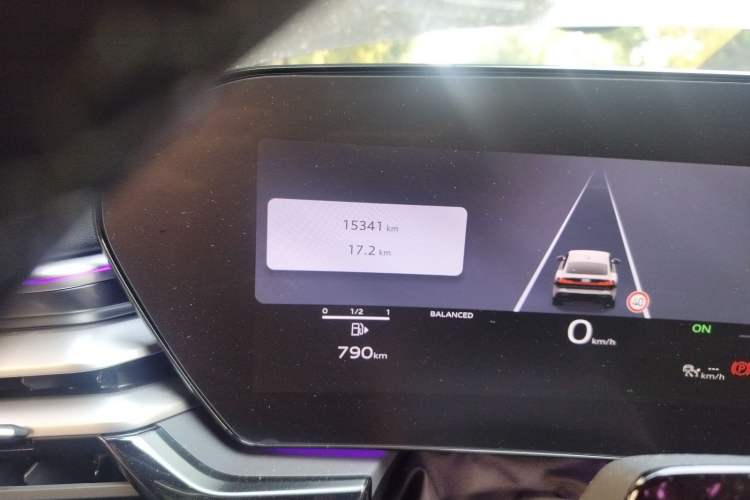 Used Audi A5L Sportback 2026 TFSI 150kW Luxury Edition Odometer Close Up