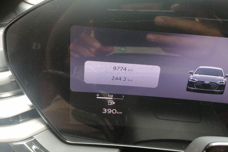 Used Audi A5L Sportback 2026 TFSI 150kW Premium quattro Model Odometer Close Up