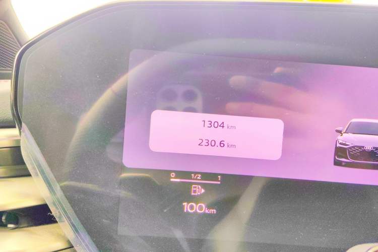 Used Audi A5L Sportback 2026 TFSI 150kW Smart Leading Edition Odometer Close Up