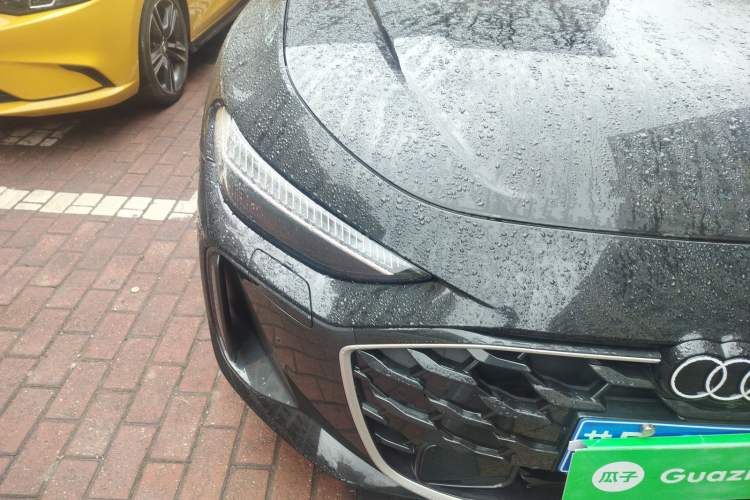 Used Audi A5L Sportback 2026 TFSI 150kW Luxury Edition Right Front Headlight