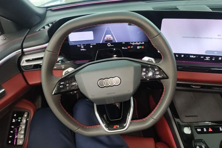 Used Audi A5L Sportback 2026 TFSI 150kW Premium quattro Model Steering Wheel