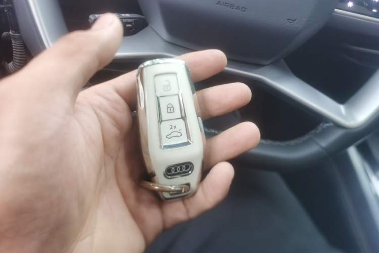 Used Audi A5L Sportback 2026 TFSI 150kW Luxury Edition Vehicle Key