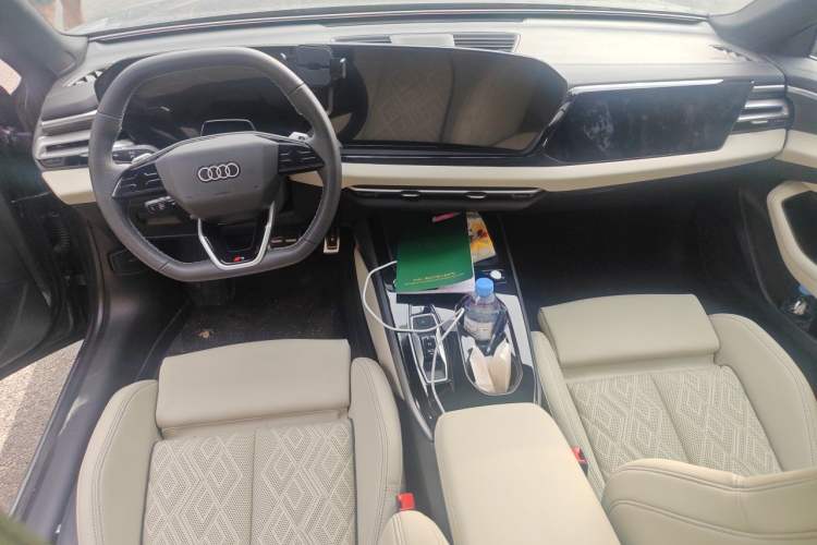 Used Audi A5L Sportback 2026 TFSI 150kW Smart Leading quattro Edition Center Console