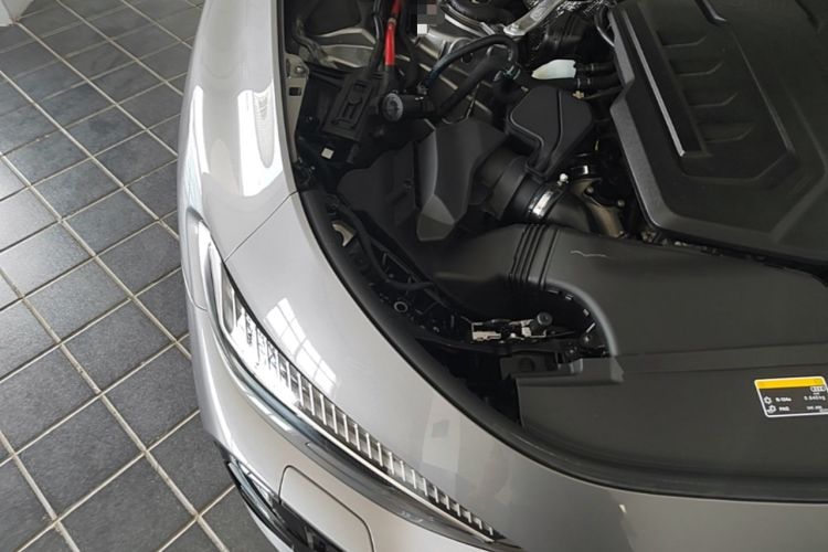 Used Audi A5L Sportback 2026 TFSI quattro 150kW First-Limited Edition Engine Bay Right