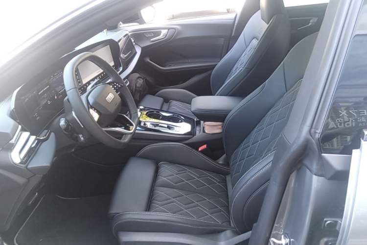 Used Audi A5L Sportback 2026 TFSI quattro 200kW Flagship Zhiyao Model Left Front Seat